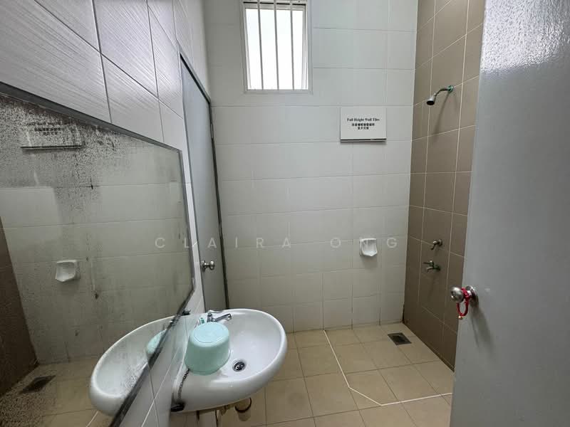 2-storey Terraced House for Sale in Johor Bahru (Johor) - Claira Ong - Bathroom - PropertyGuru.com.my