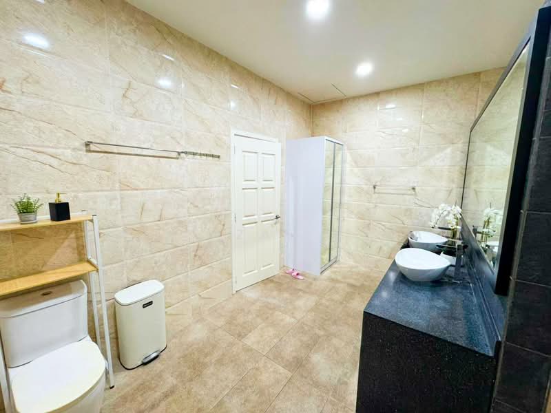 Bungalow for Rent in Ampang (Kuala Lumpur) - NoraFizah Gapar - Bathroom - PropertyGuru.com.my