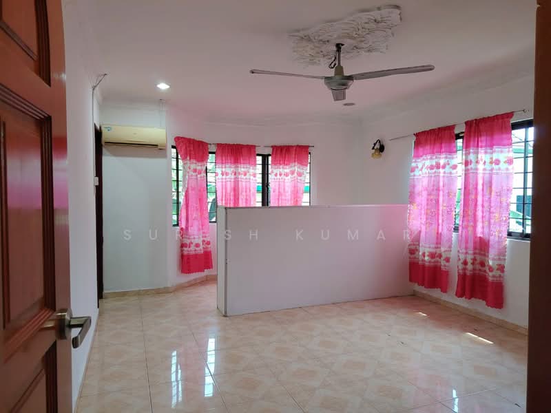 Bungalow for Rent in Seksyen 4 (Petaling Jaya) - Suresh Kumar - Living Room - PropertyGuru.com.my