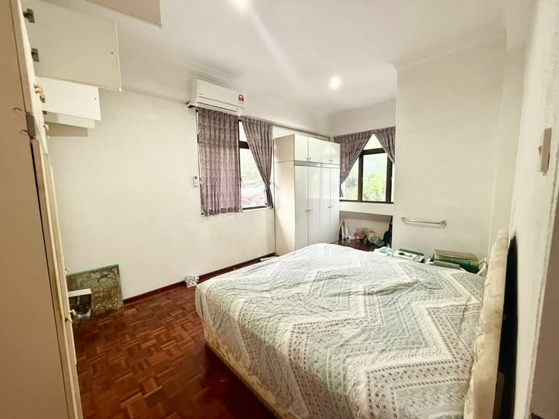 Pangsapuri untuk Dijual di Penhill Apartment (Pangsapuri Pinang) - Ronald Ng - Bedroom - PropertyGuru.com.my