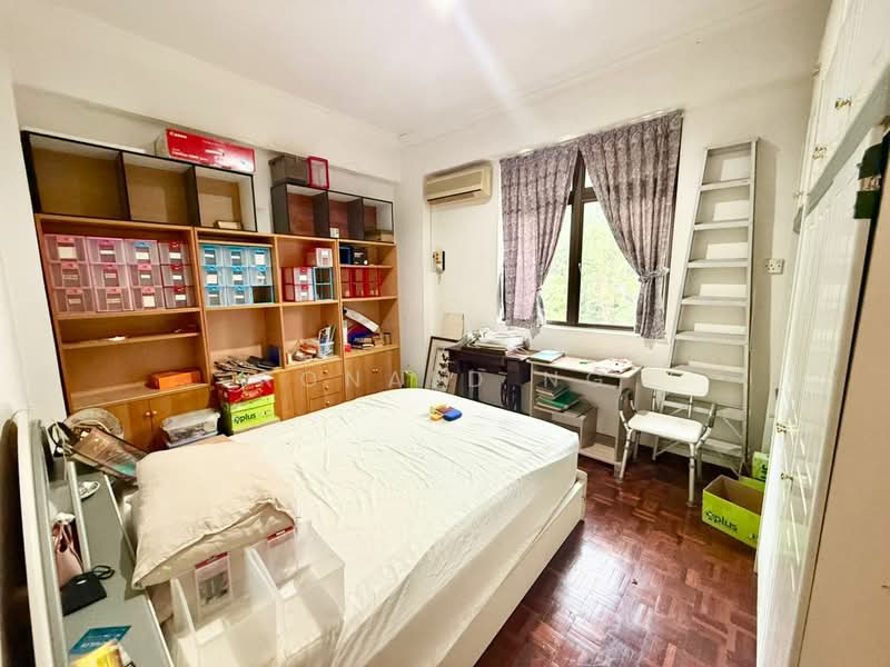 Pangsapuri untuk Dijual di Penhill Apartment (Pangsapuri Pinang) - Ronald Ng - Bedroom - PropertyGuru.com.my