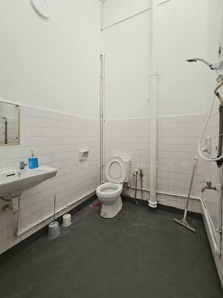 Rumah Teres 2 Tingkat untuk Dijual di Johor Bahru (Johor) - Elston Chong - Bathroom - PropertyGuru.com.my