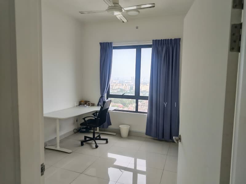Servis Apartment untuk Disewa di 8 Kinrara - Chong De Yi - Study - PropertyGuru.com.my