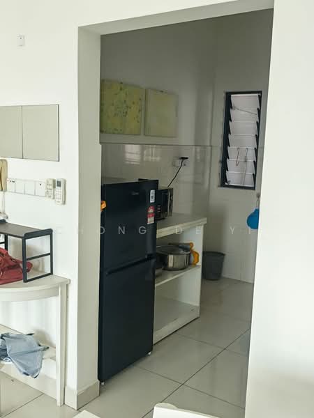 Servis Apartment untuk Disewa di 8 Kinrara - Chong De Yi - Kitchen - PropertyGuru.com.my