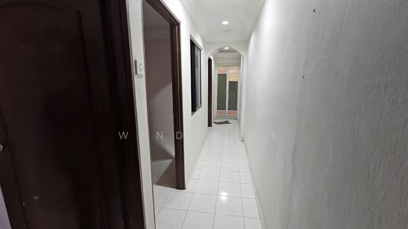 Rumah Teres 2 Tingkat untuk Dijual di Johor Bahru (Johor) - Wind Chok - Corridor - PropertyGuru.com.my