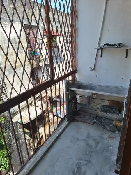 Shop / Office for Sale in Taman Tenaga (Cheras) - Eric Tham - Balcony - PropertyGuru.com.my