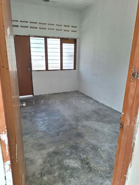 Shop / Office for Sale in Taman Tenaga (Cheras) - Eric Tham - Interior - PropertyGuru.com.my