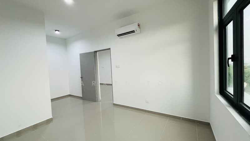 Service Residence for Sale at Serviced Residence @ The Louvre @ Country Heights - Darren Toh - Interior - PropertyGuru.com.my