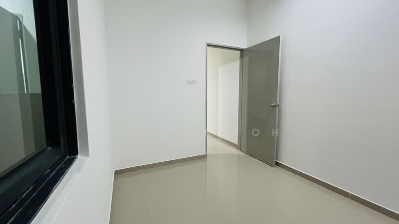 Service Residence for Sale at Serviced Residence @ The Louvre @ Country Heights - Darren Toh - Interior - PropertyGuru.com.my