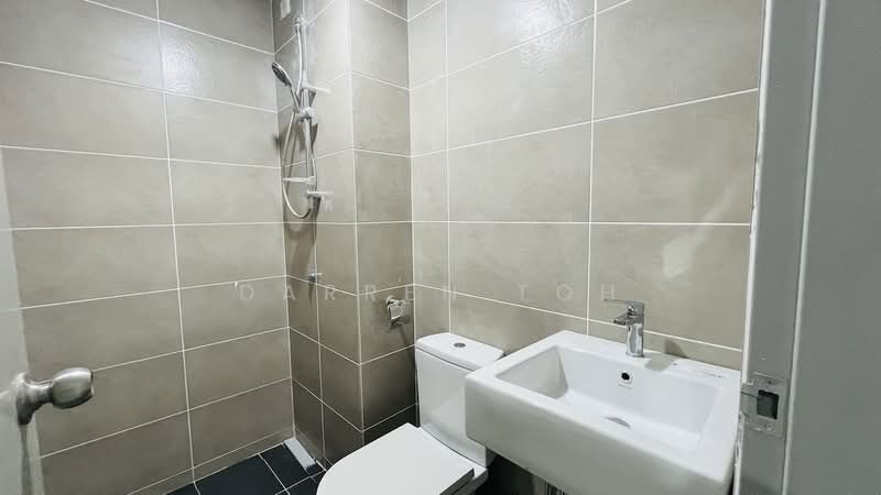 Service Residence for Sale at Serviced Residence @ The Louvre @ Country Heights - Darren Toh - Bathroom - PropertyGuru.com.my