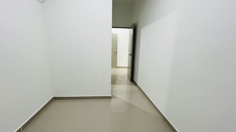 Service Residence for Sale at Serviced Residence @ The Louvre @ Country Heights - Darren Toh - Interior - PropertyGuru.com.my