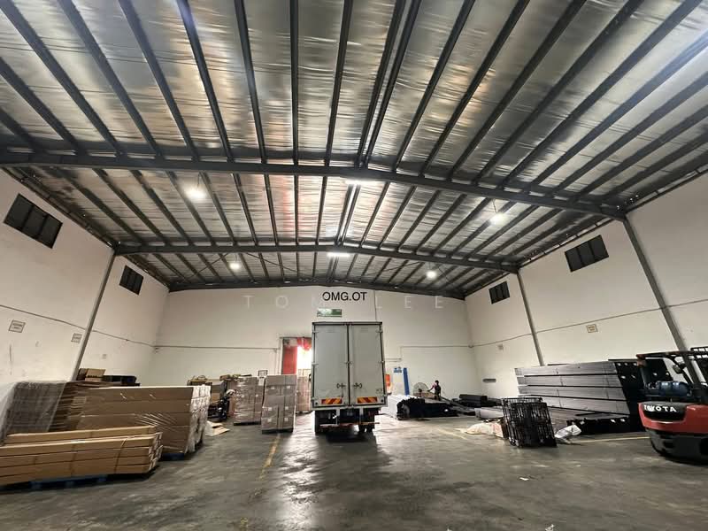 Warehouse for Rent in Pandamaran (Klang) - Tom Lee - Interior - PropertyGuru.com.my