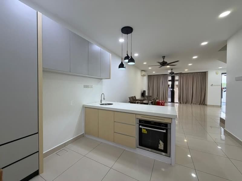 Rumah Teres 2 Tingkat untuk Disewa di Johor Bahru (Johor) - Ethan Gan - Kitchen - PropertyGuru.com.my