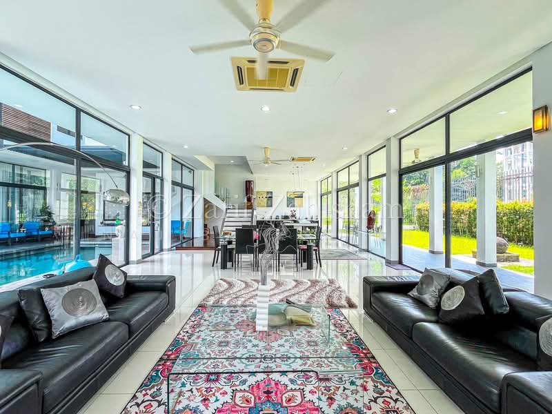 Rumah Banglo untuk Dijual di Seri Kembangan (Selangor) - Najibah Sahari - Living Room - PropertyGuru.com.my