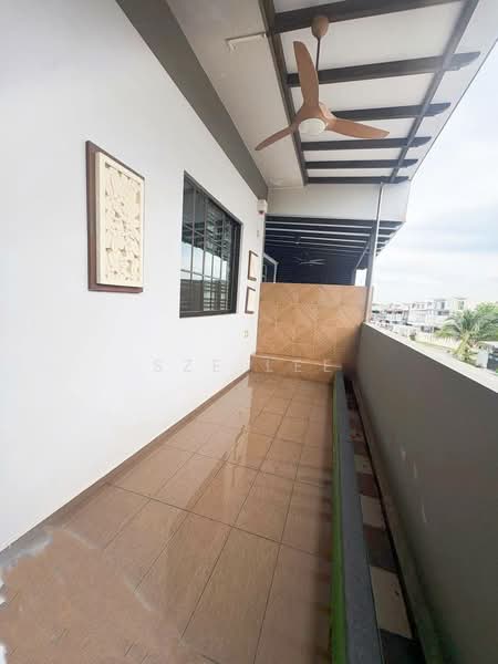 2-storey Terraced House for Sale in Bandar Seri Alam (Masai) - Sze Lee - Balcony - PropertyGuru.com.my