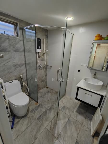 1-storey Terraced House for Sale in Bayan Lepas (Penang) - Pei Hoon - Bathroom - PropertyGuru.com.my