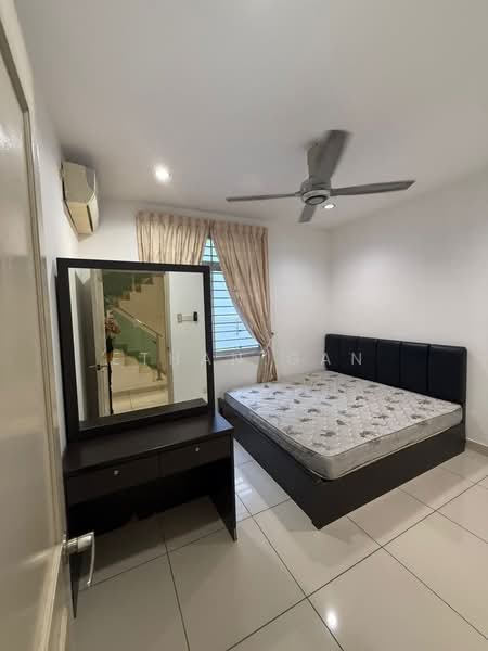 Cluster House for Rent in Taman Gaya (Ulu Tiram) - Ethan Gan - Bedroom - PropertyGuru.com.my