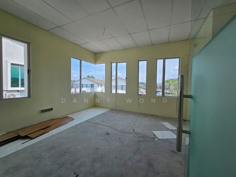 Kedai untuk Dijual di Bukit Beruntung (Selangor) - Danny Wong - Interior - PropertyGuru.com.my