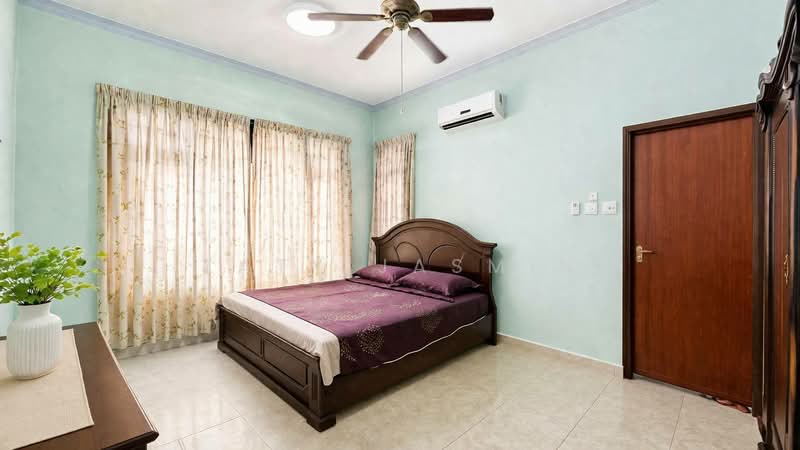 Rumah Banglo untuk Dijual di Seksyen 9 (Shah Alam) - Zaty Jasmin - Bedroom - PropertyGuru.com.my
