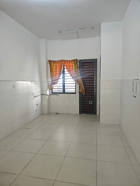 Rumah Teres untuk Disewa di Semenyih (Selangor) - Philip Ng - Kitchen - PropertyGuru.com.my