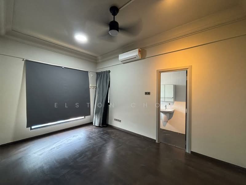 Service Residence for Sale at V@SUMMERPLACE - Elston Chong - Bedroom - PropertyGuru.com.my