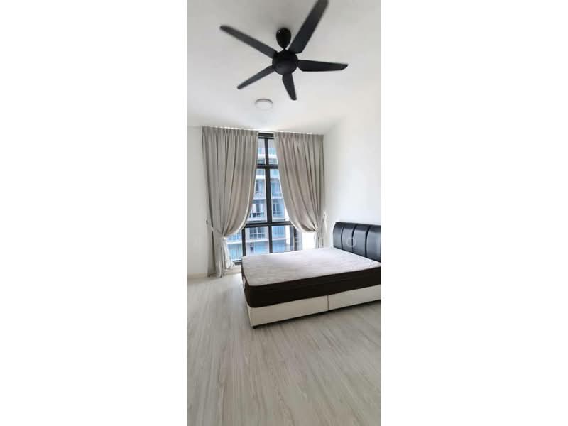 Servis Apartment untuk Dijual di Setia Sky 88 - Ben Foo - Bedroom - PropertyGuru.com.my