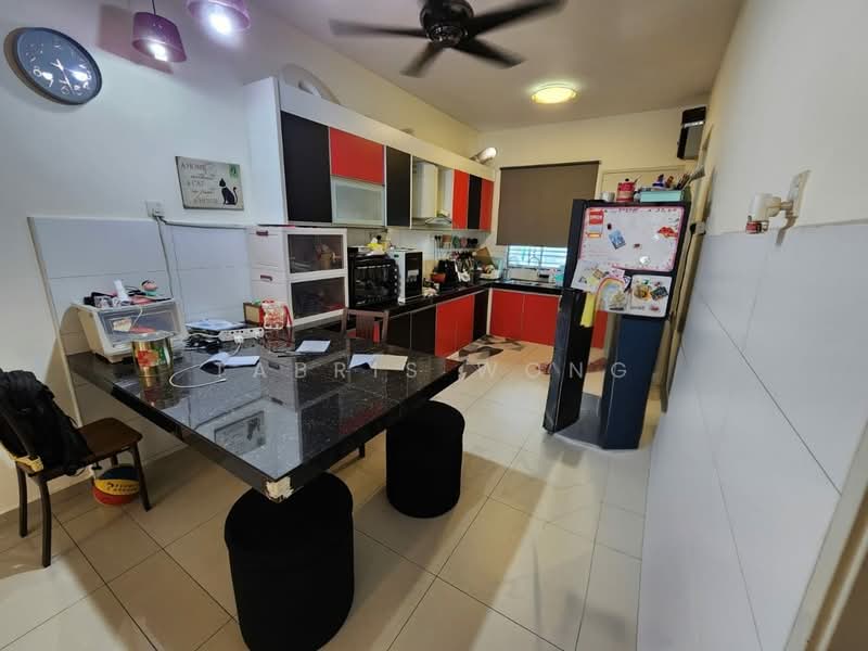 2.5-storey Terraced House for Sale in Bandar Botanic (Klang) - Tabris Wong - Kitchen - PropertyGuru.com.my
