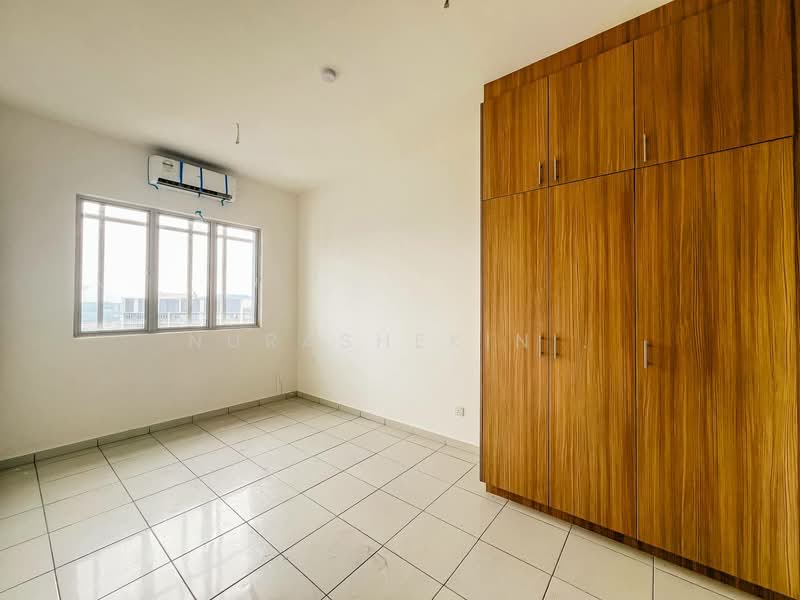 Condominium for Sale at Residensi Adelia - Nurashekin . - Bedroom - PropertyGuru.com.my