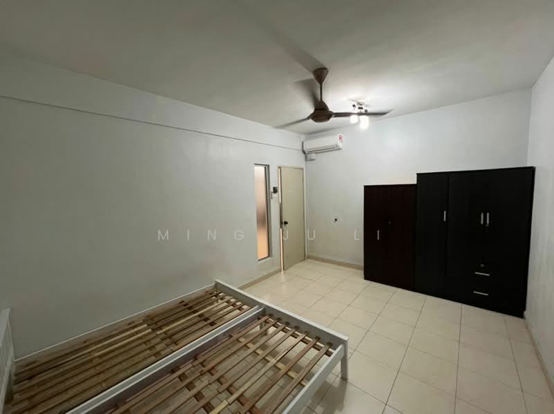 Condominium for Sale at Platinum Lake PV 13 - Ming Ju Li - PropertyGuru.com.my