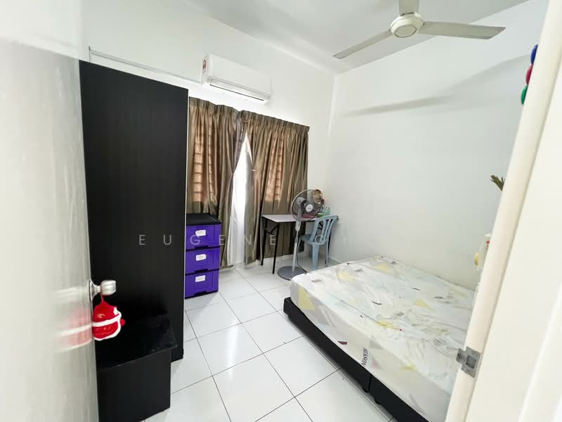 2-storey Terraced House for Sale in Semenyih (Selangor) - Eugene Choy - Bedroom - PropertyGuru.com.my