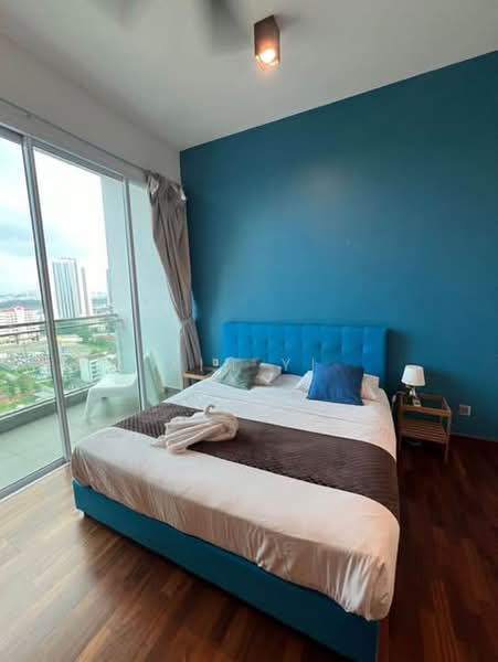 Servis Apartment untuk Dijual di Paragon Suites @ CIQ - Xin Yi - Bedroom - PropertyGuru.com.my