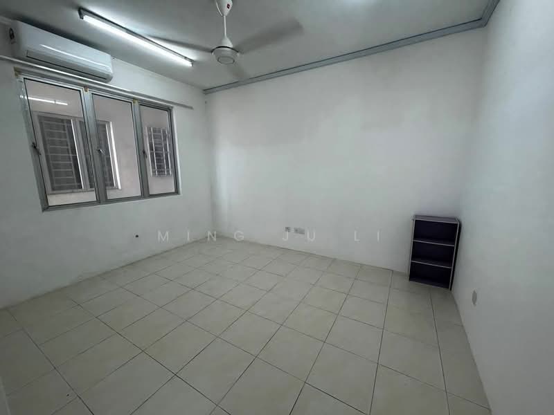 Condominium for Sale at Platinum Lake PV 13 - Ming Ju Li - PropertyGuru.com.my