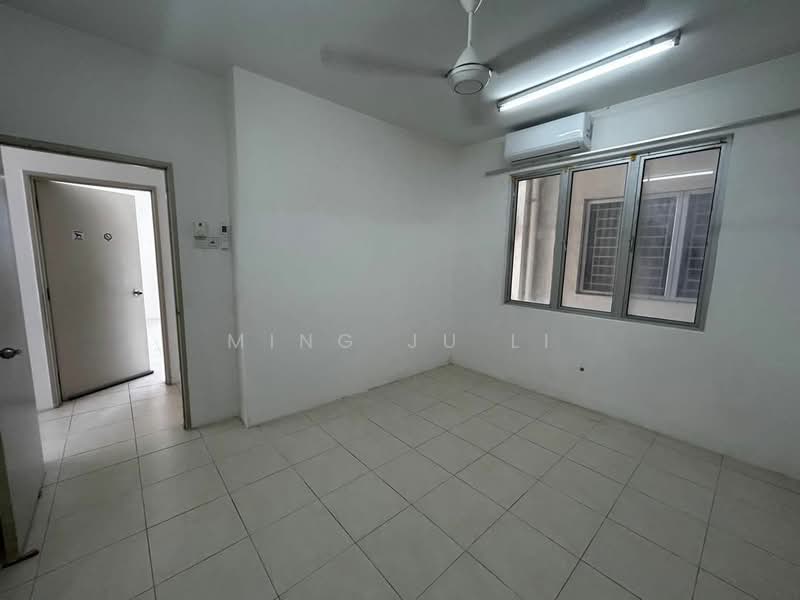 Condominium for Sale at Platinum Lake PV 13 - Ming Ju Li - PropertyGuru.com.my