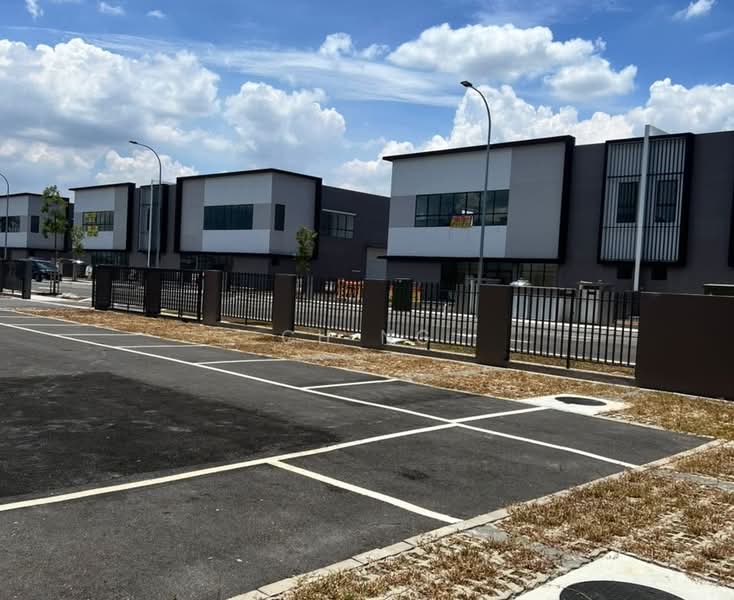 Semi-D Factory for Rent in Taman Perindustrian Air Hitam (Klang) - CH Ng - Exterior - PropertyGuru.com.my
