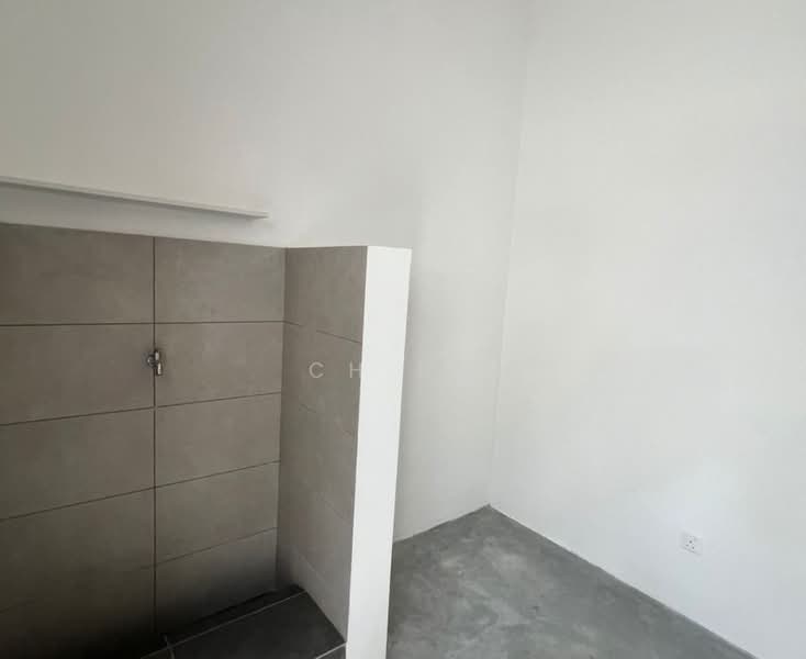 Semi-D Factory for Rent in Taman Perindustrian Air Hitam (Klang) - CH Ng - Interior - PropertyGuru.com.my