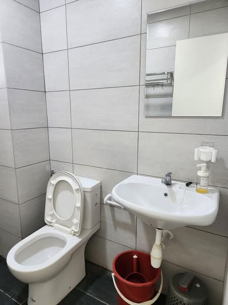 Service Residence for Rent at Residensi Rimbun @ Canopy Hills - Robert Foo - Bathroom - PropertyGuru.com.my