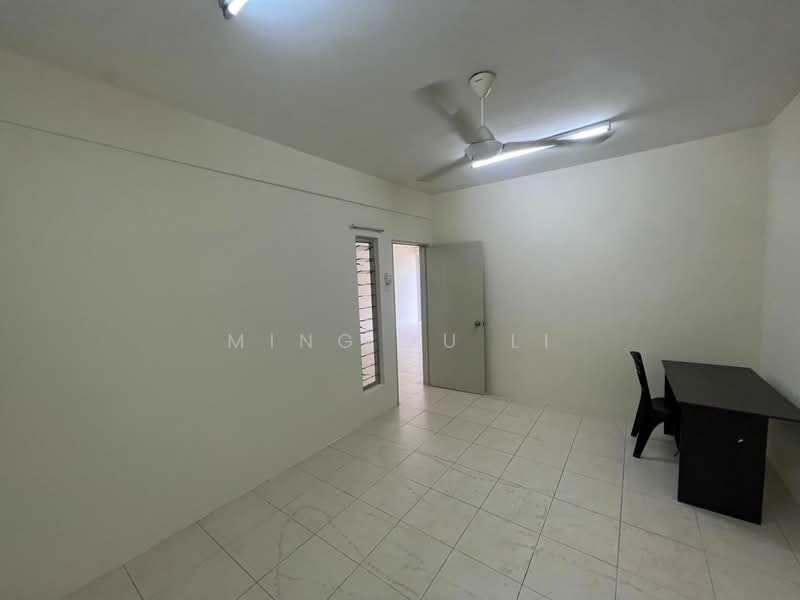 Condominium for Sale at Platinum Lake PV 13 - Ming Ju Li - Interior - PropertyGuru.com.my