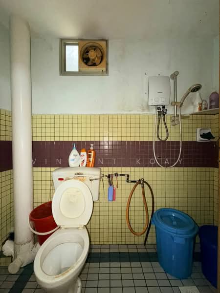 Pangsapuri untuk Dijual di Mutiara Heights - Vincent Koay - Bathroom - PropertyGuru.com.my