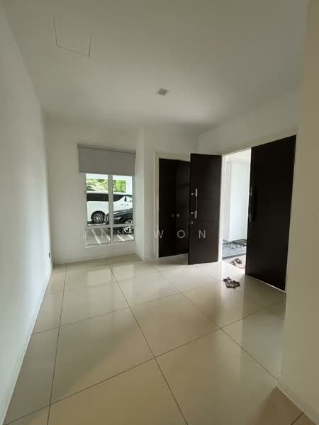 Rumah Banglo untuk Disewa di Iskandar Puteri (Nusajaya) (Johor) - Jin Wong - Entrance - PropertyGuru.com.my