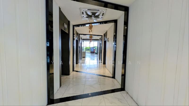Kondominium untuk Dijual di The Holmes 2 - Syakir Adman - Corridor - PropertyGuru.com.my