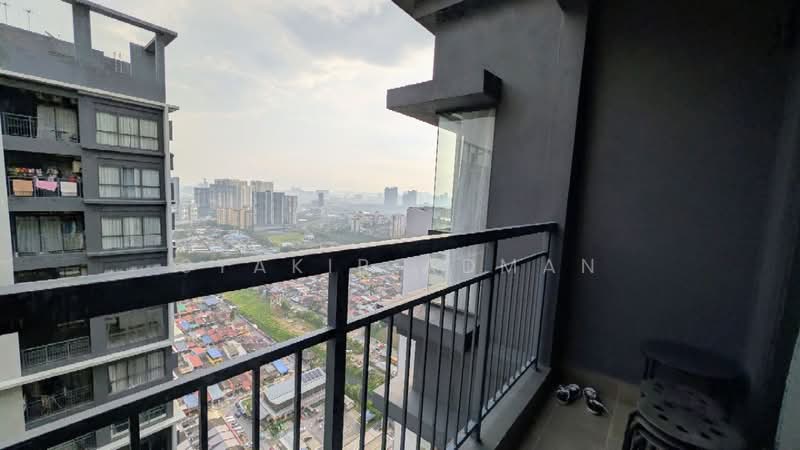 Kondominium untuk Dijual di The Holmes 2 - Syakir Adman - Balcony - PropertyGuru.com.my