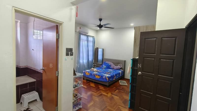 2-storey Terraced House for Sale in Bandar Seri Alam (Masai) - Bernice Gan - Bedroom - PropertyGuru.com.my