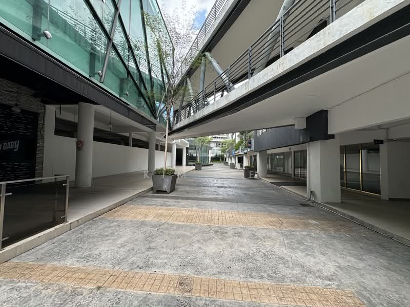 Shop / Office for Rent in Cheras Selatan (Cheras) - Kim Lee - Exterior - PropertyGuru.com.my