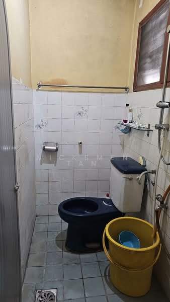 Rumah Bandar untuk Dijual di Taman Midah (Cheras) - Nicksmen Tan - Bathroom - PropertyGuru.com.my