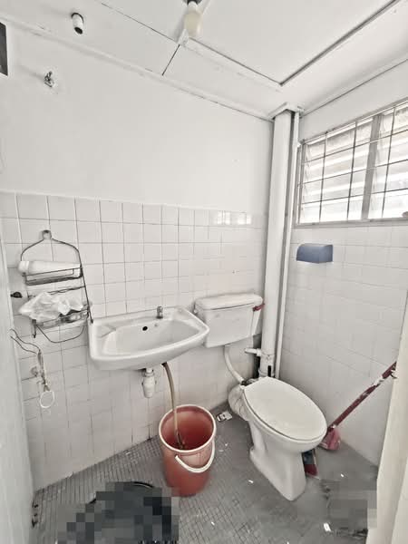 Rumah Teres 2.5 Tingkat untuk Dijual di Taman Sri Sinar (Segambut) - Yvonne Ho - Bathroom - PropertyGuru.com.my