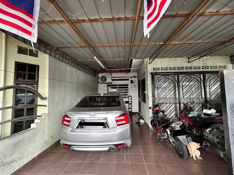 Rumah Teres 1 Tingkat untuk Dijual di Kampung Teluk Panglima Garang (Telok Panglima Garang) - Nazrin Hakimin - Exterior - PropertyGuru.com.my