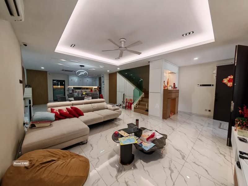 Semi-Detached House for Sale in Klang (Selangor) - Joel Sia - Living Room - PropertyGuru.com.my