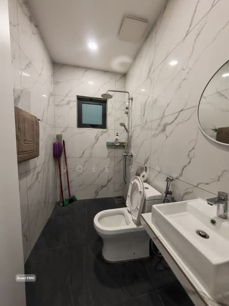 Semi-Detached House for Sale in Klang (Selangor) - Joel Sia - Bathroom - PropertyGuru.com.my