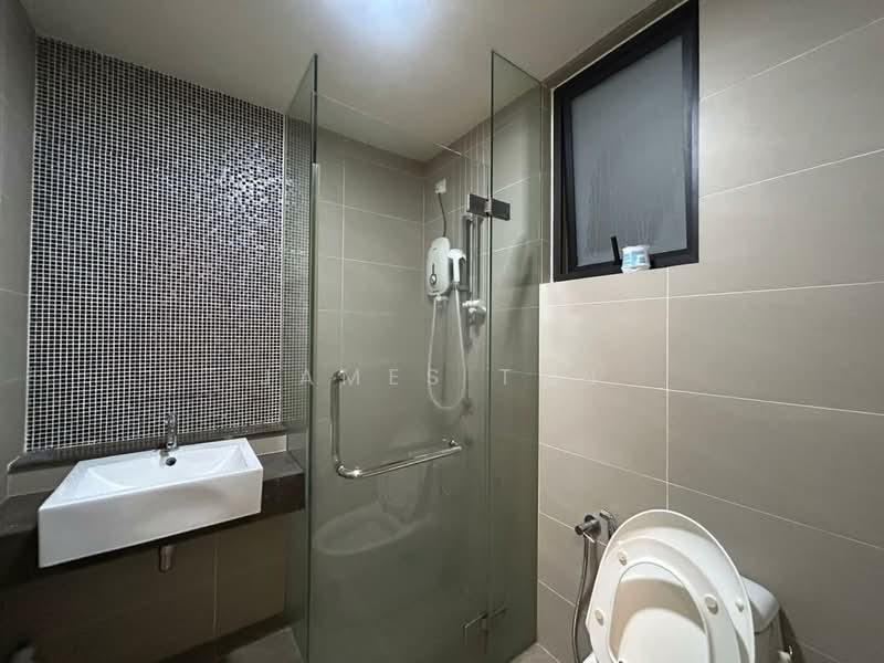 Servis Apartment untuk Disewa di Nova Saujana - James Tan - Bathroom - PropertyGuru.com.my