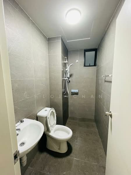 Service Residence for Sale at Majestic Maxim - Chloe Chan - Bathroom - PropertyGuru.com.my